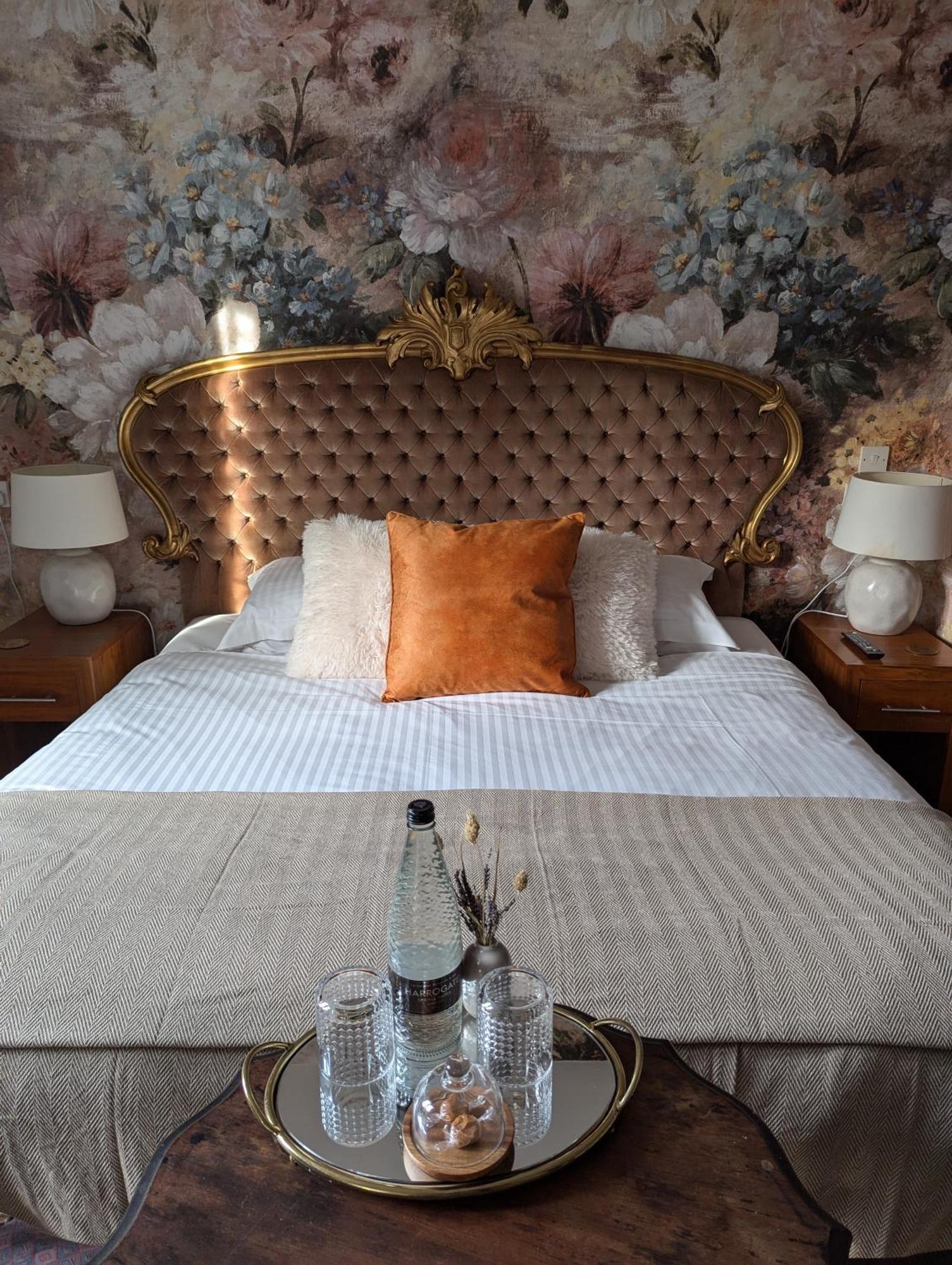 The Duke Hotel Hilmarton Εξωτερικό φωτογραφία