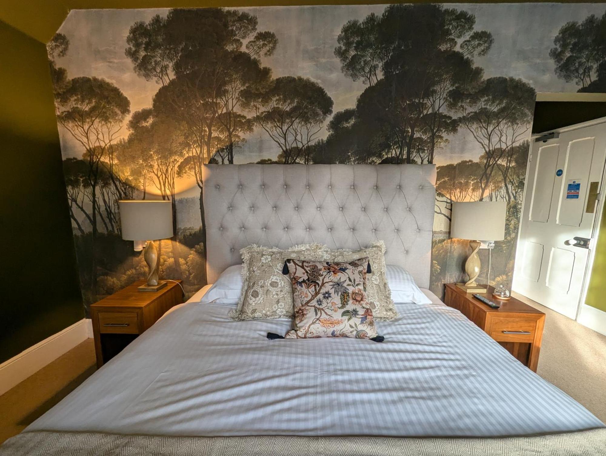 The Duke Hotel Hilmarton Εξωτερικό φωτογραφία